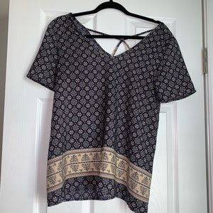 3/$20 Sienna Sky Size S Top